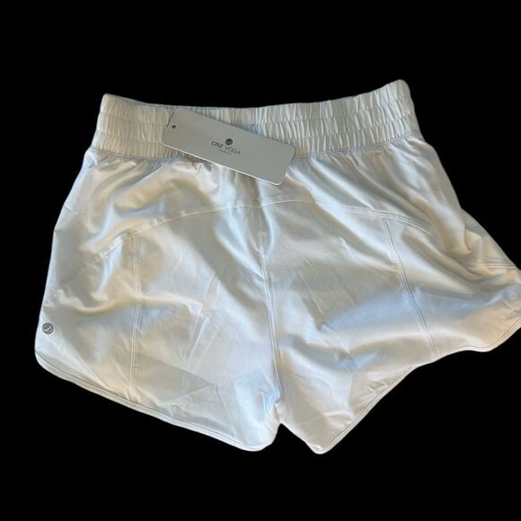 CRZ YOGA White Athletic Shorts High-Waisted Relaxed Fit - Picture 5 of 8